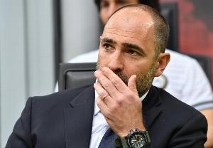 团建！对阵罗马关键战前，图多尔带尤文全队在博努奇所开餐厅聚餐